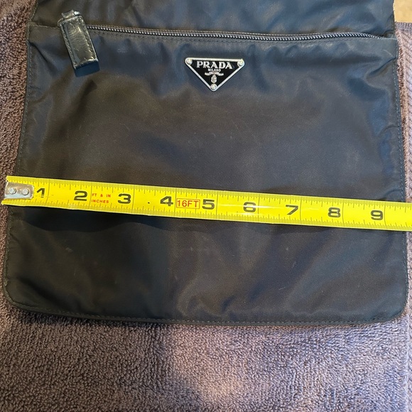 Prada - Authentic - Nylon/Canvas Messenger Crossbody -black - Picture 4 of 14